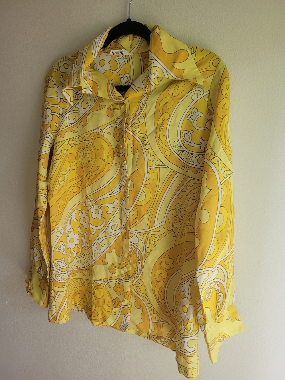 Vintage Yellow Paisley 60s 70s Groovy Top